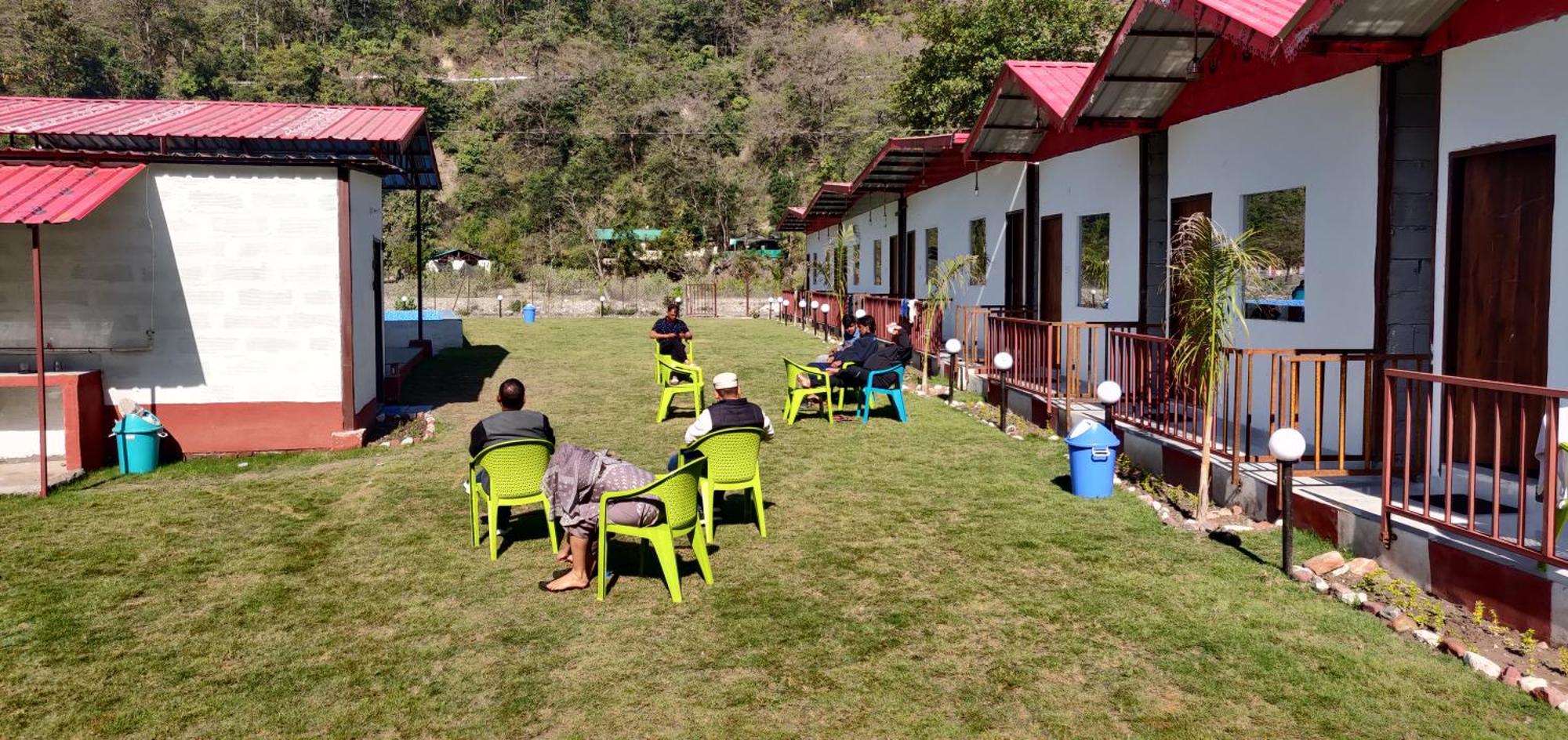 The Waterfront Resort Rishīkesh Esterno foto