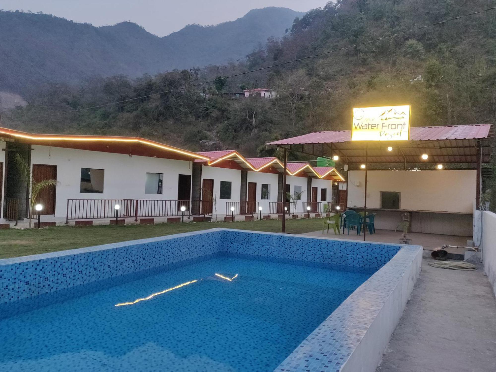 The Waterfront Resort Rishīkesh Esterno foto